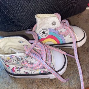 Baby converse!
